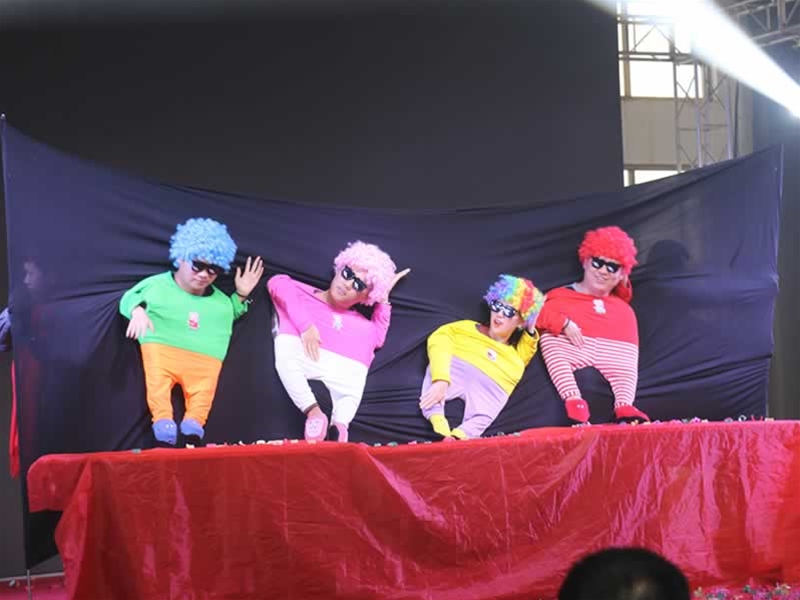 年會(huì)風(fēng)采